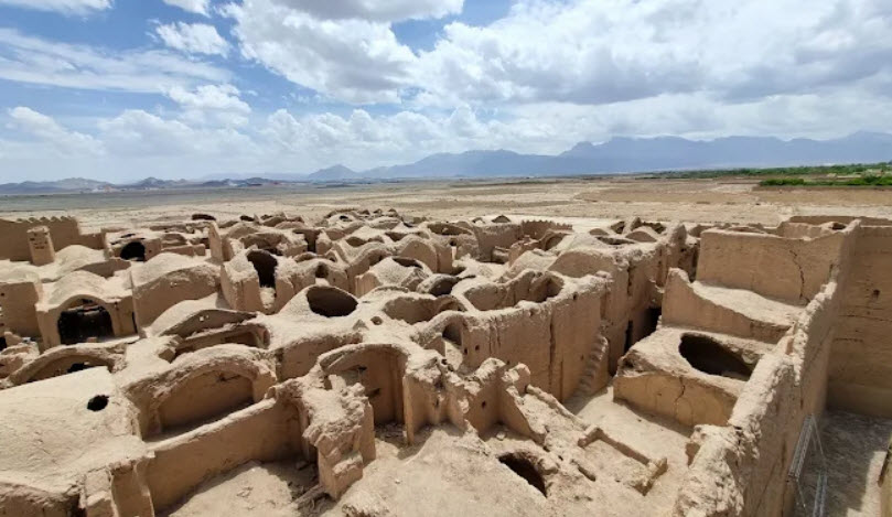 Saryazd Castle, Iran